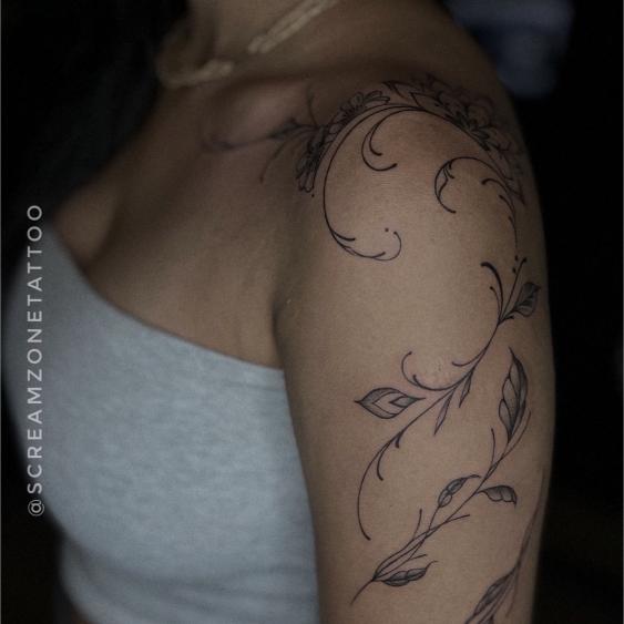 Flowral tattoo, Screamzonetattoo tattoo studio in Mumbai