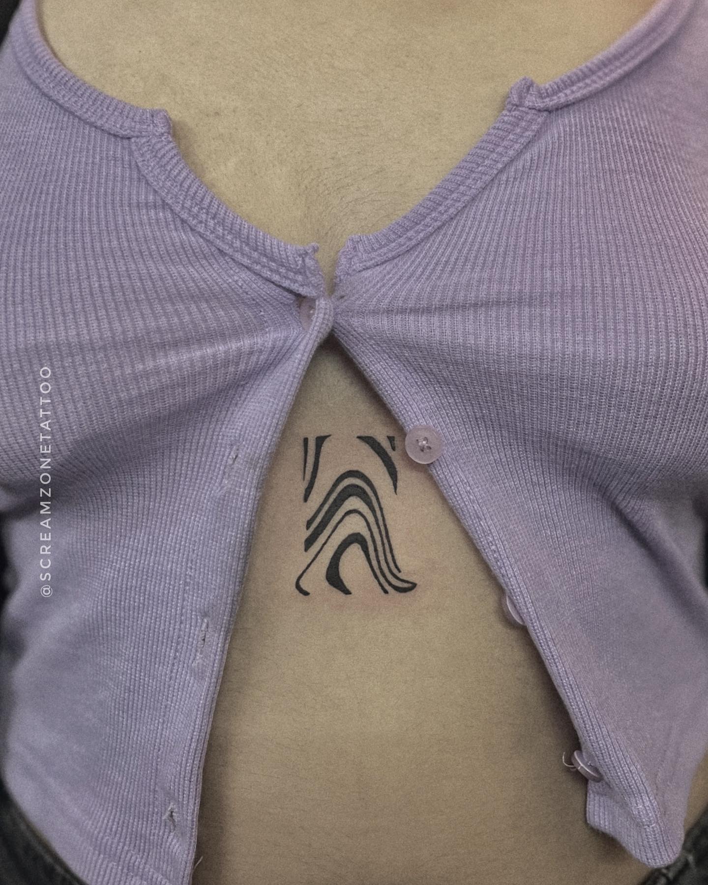 Abstract Pattern on Stomach tattoo design and meaning - Tattoo for Women, Fine Line, Minimal tattoo by Screamzonetattoo, Ghatkopar Mumbai