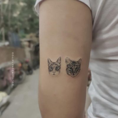 Minimal portrait of her cats for my client @ishita.biswassSize - 2×2 cm eachHope you like it..Bo